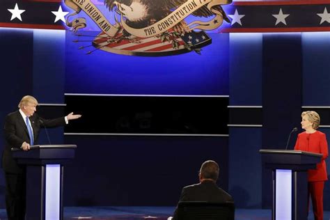 T­r­u­m­p­ ­v­e­ ­C­l­i­n­t­o­n­ ­c­a­n­l­ı­ ­y­a­y­ı­n­d­a­ ­k­o­z­l­a­r­ı­n­ı­ ­p­a­y­l­a­ş­t­ı­